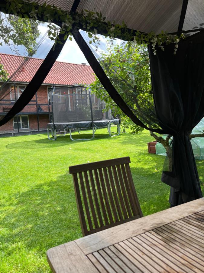 Unik Bnb Midt I Byen Хернинг Экстерьер фото